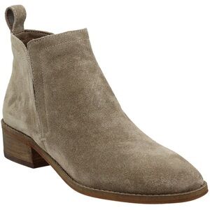 Dolce Vita Tessy Suede Ankle Boots
